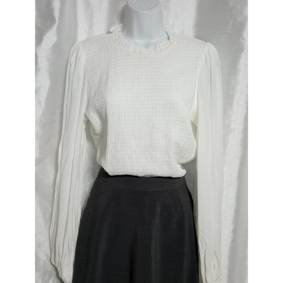 ROMANTIC VENUS Smocked puff sleeve Ivory Blouse Cream Top - Picture 2 of 6